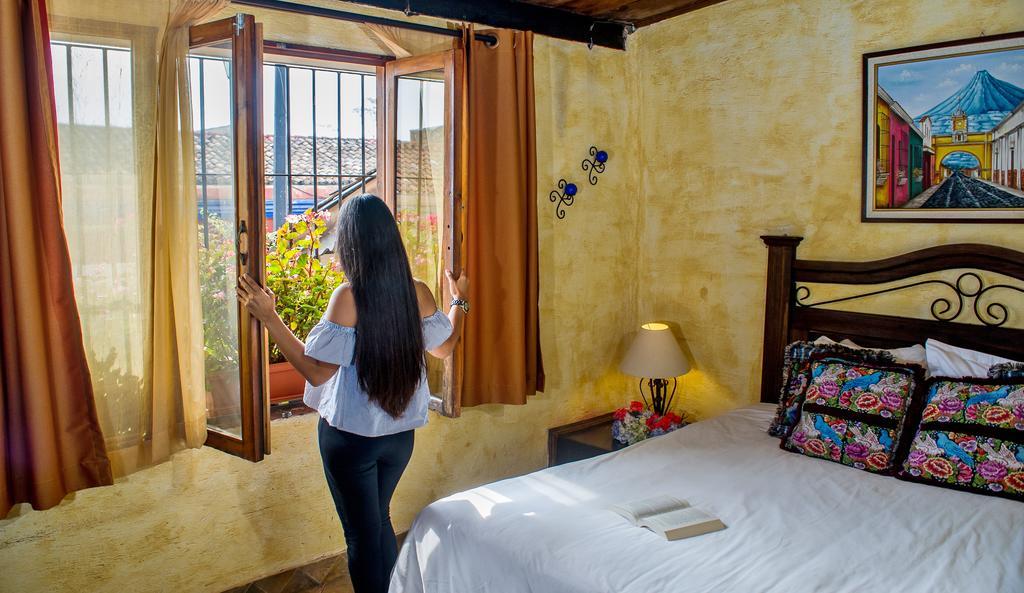 Hotel Casa Del Parque By Ahs アンティグア・グアテマラ エクステリア 写真